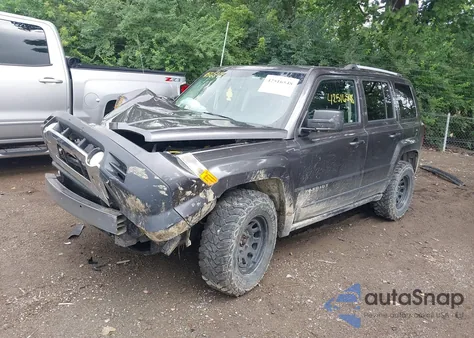 2016 Jeep Patriot High Altitude Edition из США, поврежденный, VIN 1C4NJRFB7GD639544